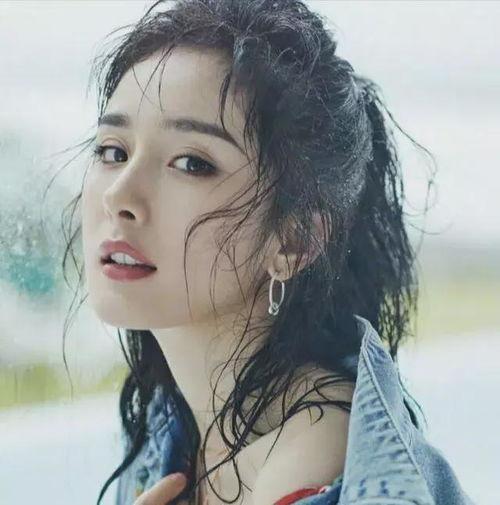 杨幂吃哈密瓜,哈密瓜美食之旅