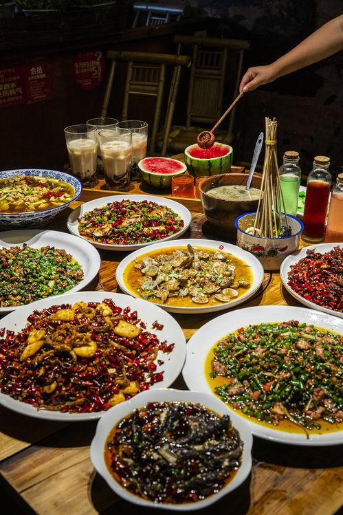 酒吧最新吃瓜,最新吃瓜事件揭秘