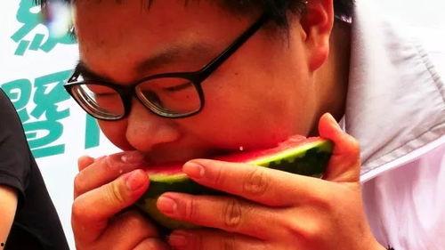 吃瓜群众往外跑,揭秘背后真相